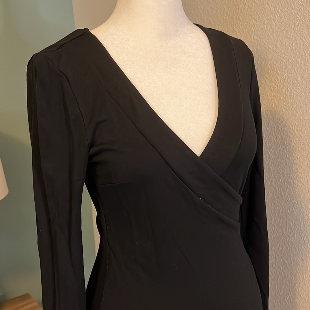 Silence + Noise Deep VNeck Faux Wrap Dress Size Small - Picture 3 of 15